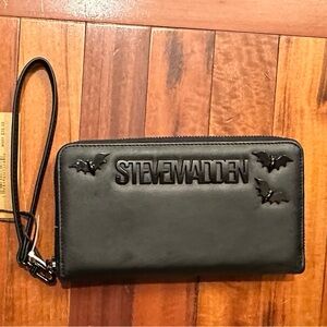 NEW WITH TAGS - Steve Madden Halloween Black Bat Wallet